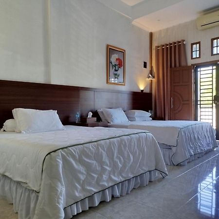 Kana Hasya Homestay "Rumoh Jamee" Meulaboh ภายนอก รูปภาพ