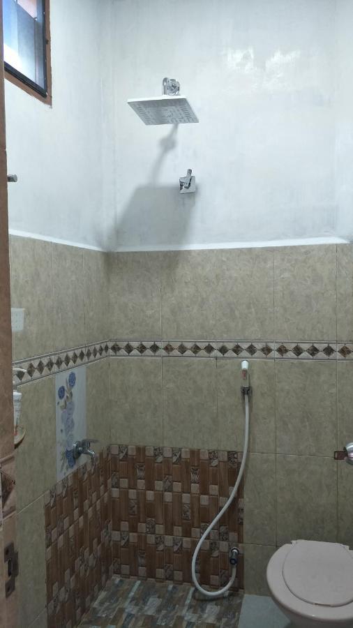 Kana Hasya Homestay "Rumoh Jamee" Meulaboh ภายนอก รูปภาพ