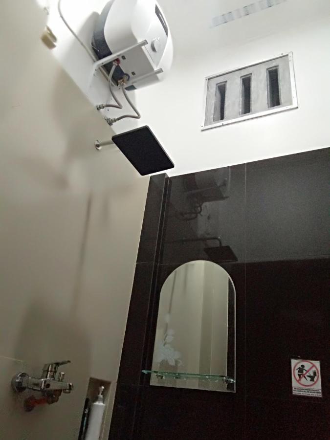 Kana Hasya Homestay "Rumoh Jamee" Meulaboh ภายนอก รูปภาพ